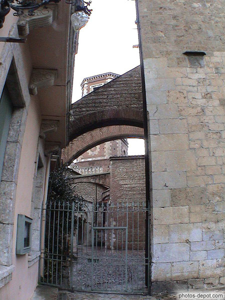 photo de passage de l'église