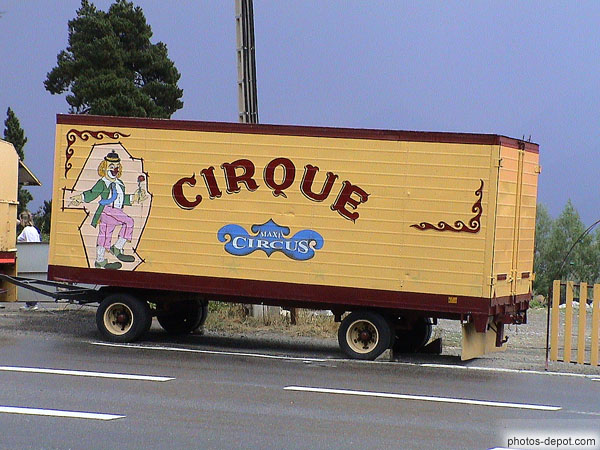 photo de maxi circus