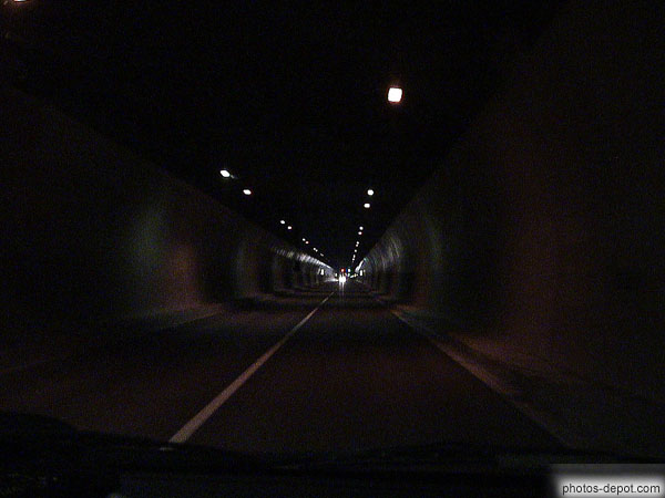 photo d'intérieur du tunnel