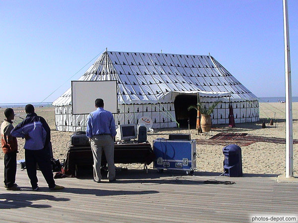 Projection sur la plage France, Normandie, Deauville, Photo 2003