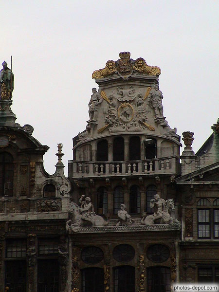 Pignon maison des bateliers, en forme de poupe de navire Belgique, Bruxelles, Grand place, Photo XVIIe