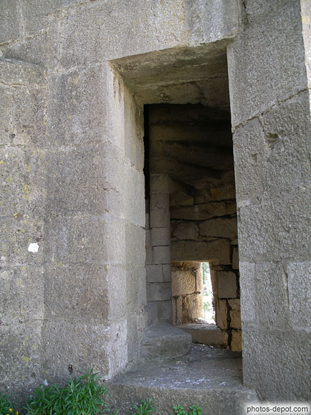 photo d'Escaliers colimacon de la tour de l'Abbaye de Lagrasse