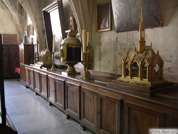 photo de trésors de la cathédrale St Juste et St Pasteur