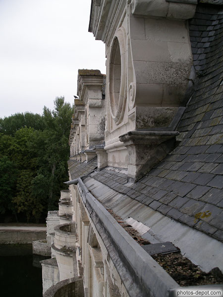 photo de toits de la galerie du chateau de Chenonceaux