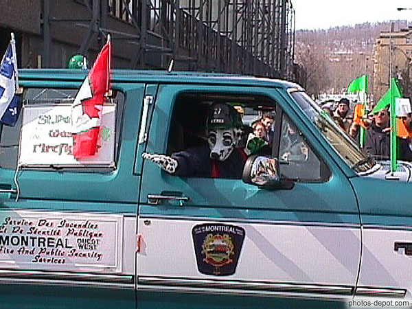 photo de mascotte des pompiers