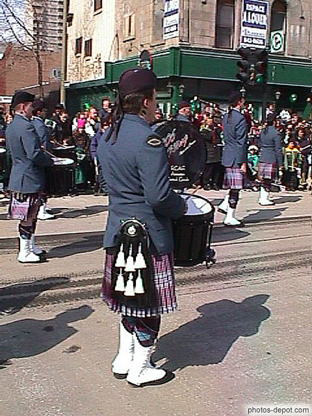 photo de joueurs de tambours en kilt