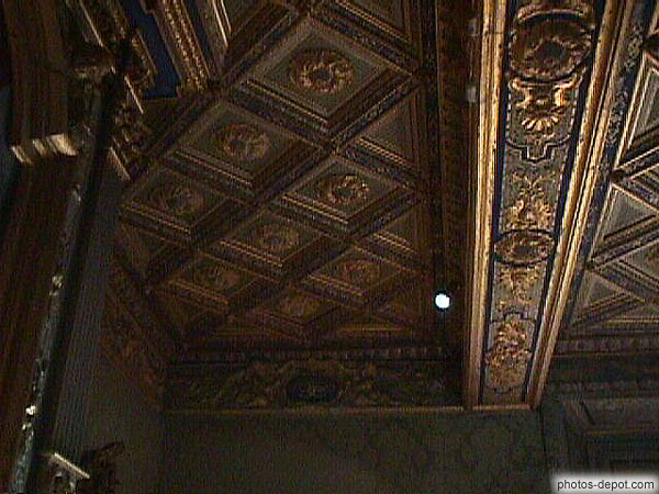 Plafond richement décoré France, Bretagne, Blain, Photo 1998