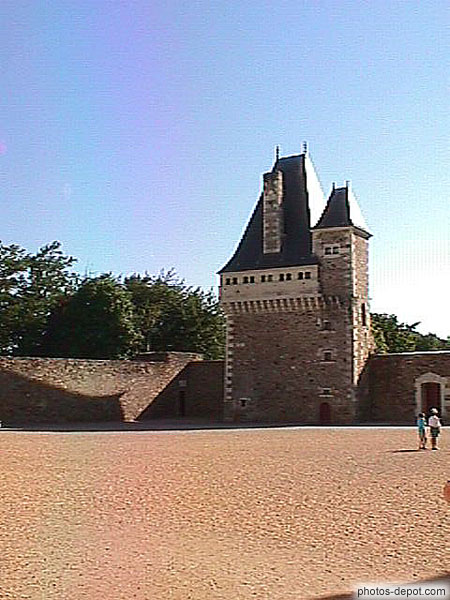 Tour du chateau de Blain France, Bretagne, Blain, Photo 1998
