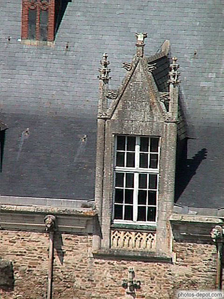 photo de fenêtre du chateau