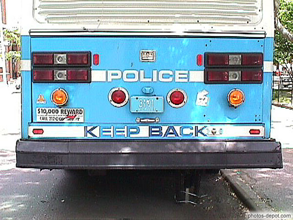 Police Keep back