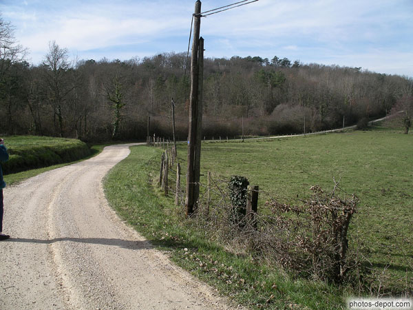 photo de chemin dans la campagne