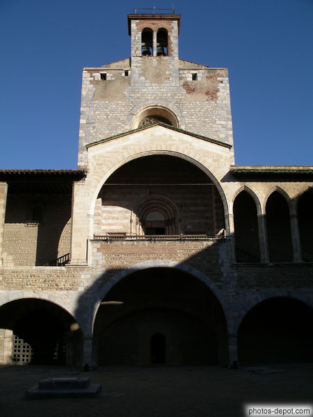 photo de tour des chapelles hautes et basse