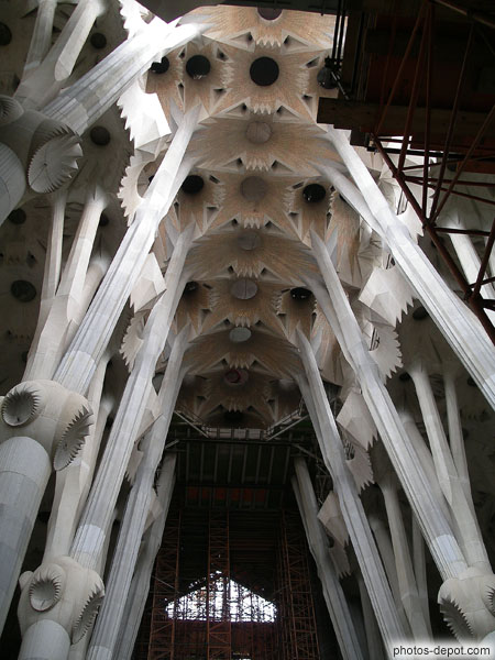 Voute centrale recouverte de mosaïques