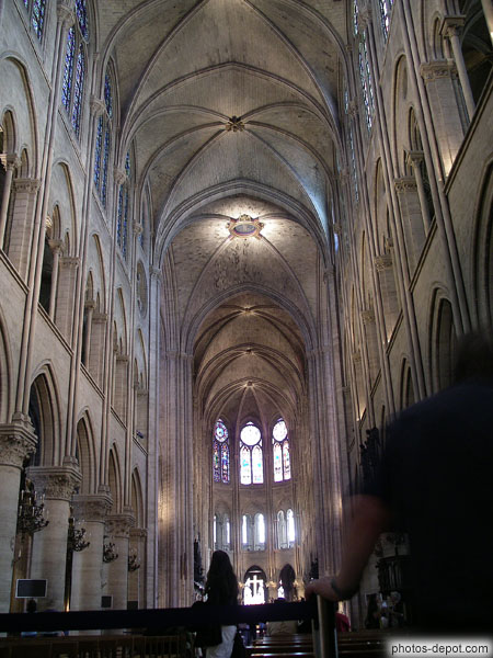 photo de Nef centrale de la cathédrale