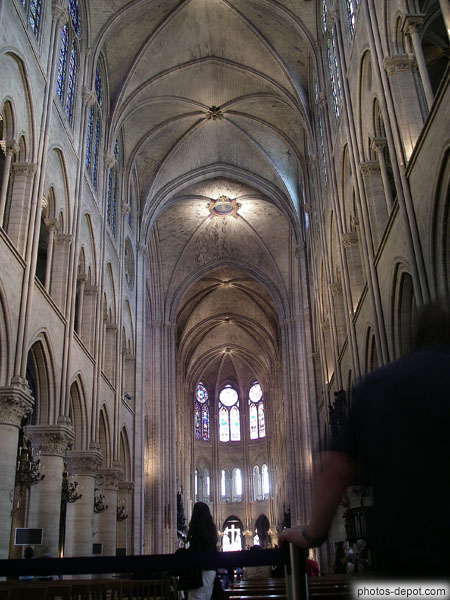 Nef centrale de la cathédrale