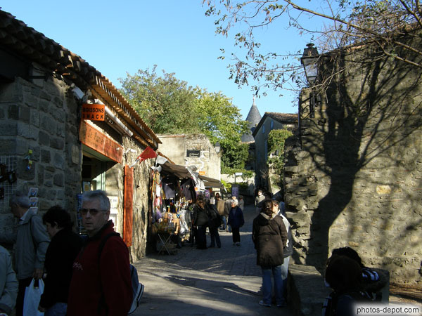 photo de commerçants dans la vieille ville