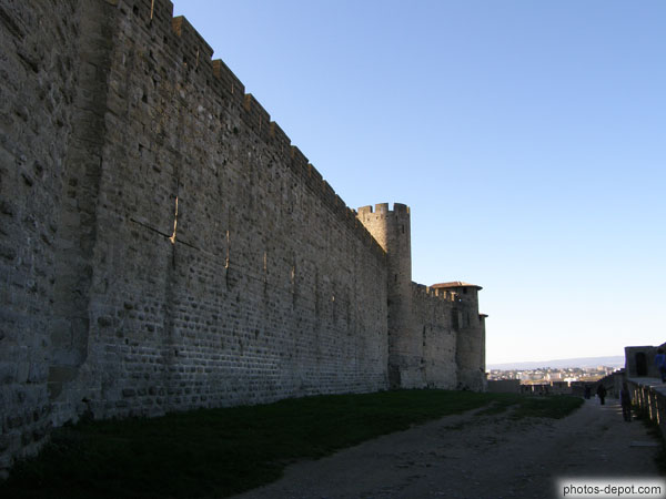 Tours romaines à créneaux en demi-cercle France, Languedoc Roussillon, Carcassonne, Photo 2007