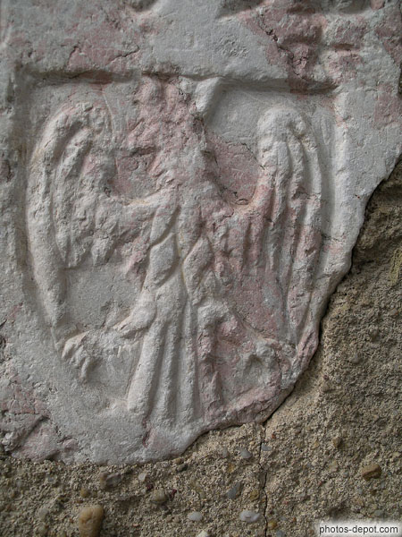 photo d'aigle gravé dans le marbre, St Jacques