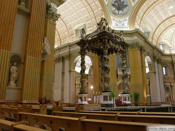 photo de Baldaquin du Bernin, Cathédrale Marie Reine du monde