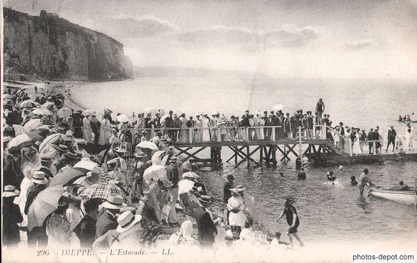 photo de Plage et ponton Dieppe l'Estacade 1909