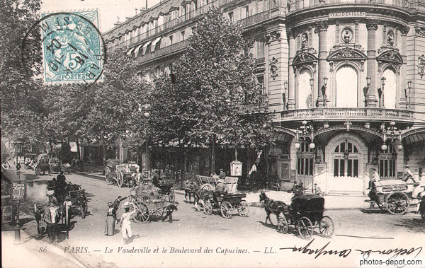 photo de Le Vaudeville et le boulevard des capucines 1904