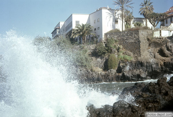 Ressac vague contre les rochers Inconnu, Photo 2007