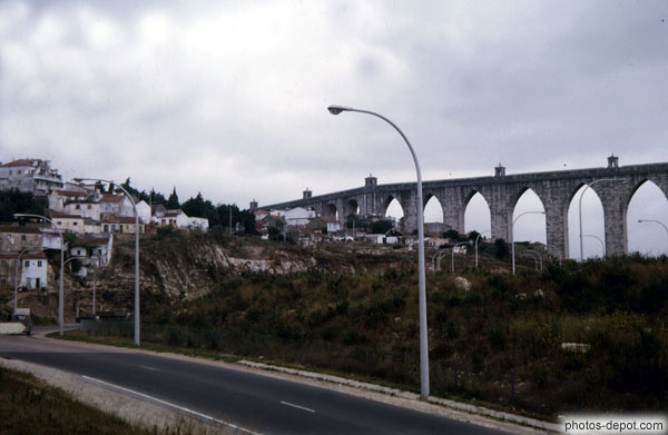 photo d'aqueduc vouté de Lisbonne