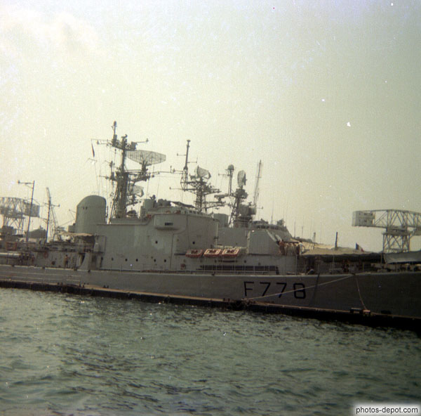 photo de bateaux de guerre