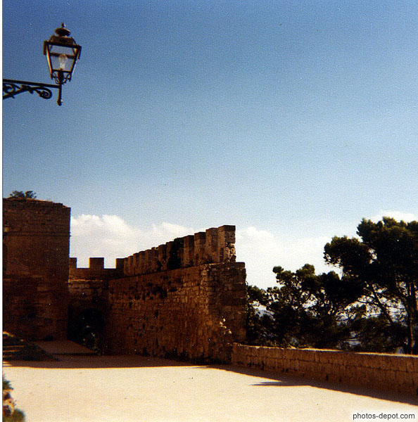 photo de ChÃ¢teau de Lombardia  forteresse Souabe