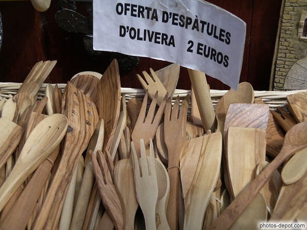 photo de spatules artisanales de bois d'olivier