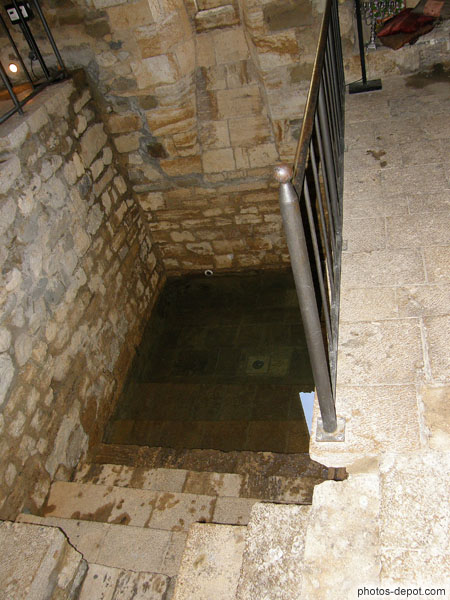 photo de Miqwé Miqvé ou Mikweh, seul bain juif de purification moyen âgeux trouvé en Espagne