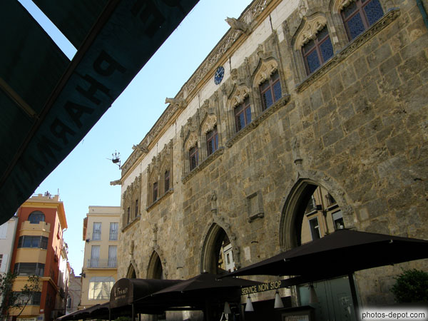 photo de Loge de la mer de style gothique