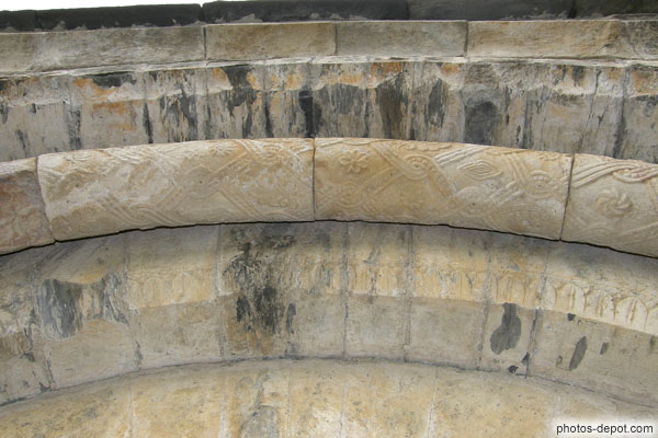 photo de tore de marbre, portail