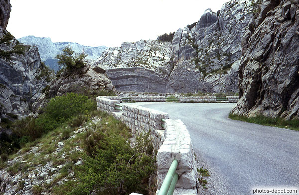 photo de route de montagne