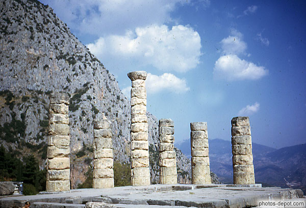 photo de ruines de colonnes