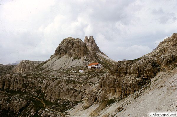 photo de Refuge Locatelli, vue générale