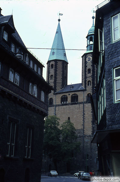 photo de église à 2 clochers