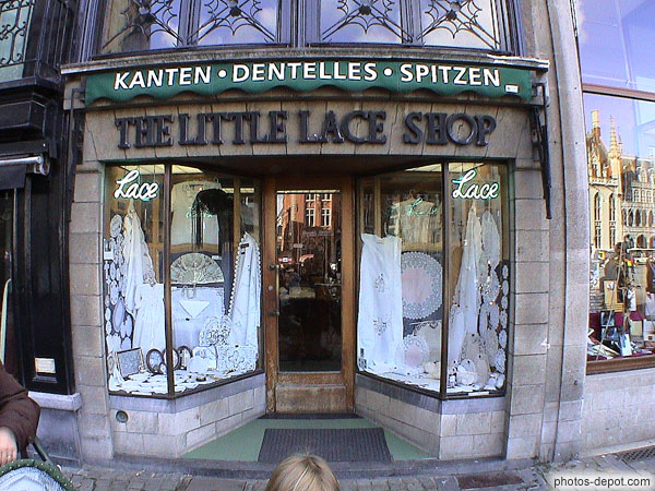 The little lace shop dentelles