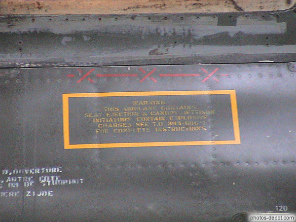 photo de warning cockpit d'avion