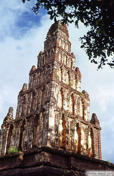 photo de temple à étages