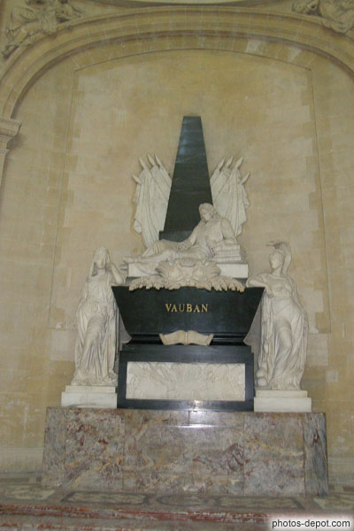 photo de Tombeau de Vauban, église du dôme des invalides