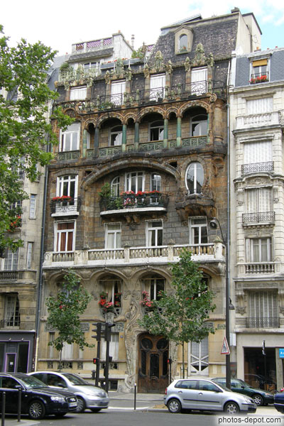 photo d'Immeuble Lavirotte, Mars 1901