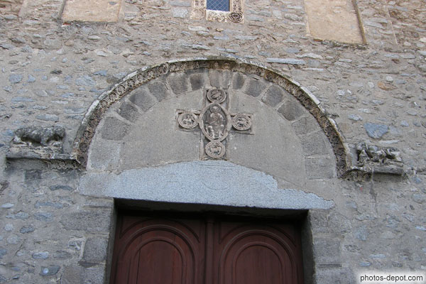 photo de Tympan du portail de l'Abbaye