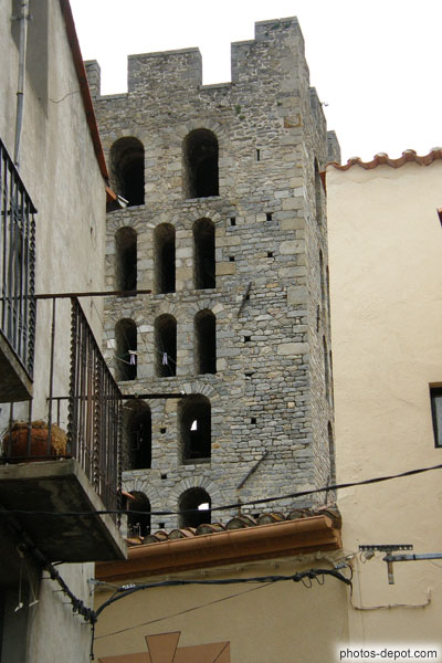 photo de tour de défense de l'Abbaye