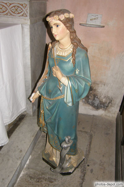 photo de fleche et ancre, instruments de son martyre, Sainte Philomène