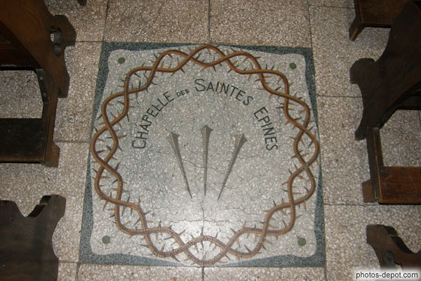 photo de Dalle chapelle des Saintes Epines