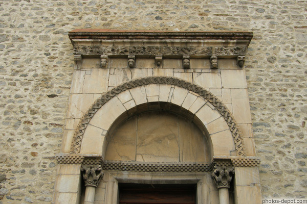 photo de portail du maître de Cabestany