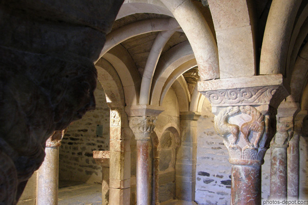 photo de Tribune de marbre du XIIe siècle