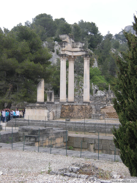 photo de forum, thermes et quartier résidentiel