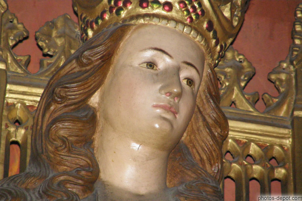 photo de Détail du visage de la Vierge, autel des Tisserands, bois polychrome